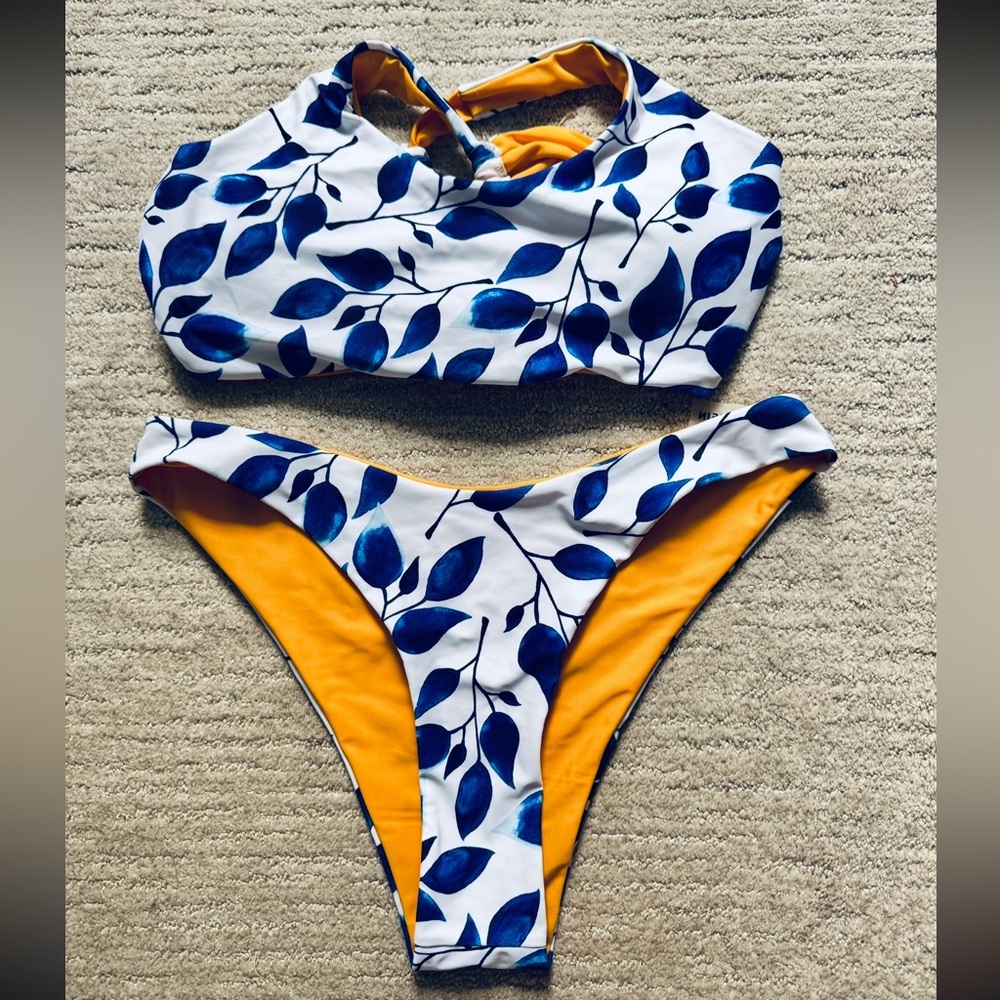 SHEIN Blue Leaf Print Bikini with Yellow Lining